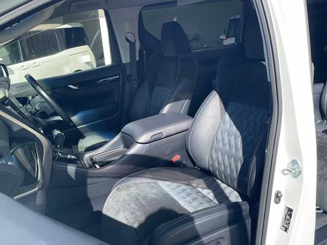 トヨタ ヴェルファイア Z Gエディション 京都府 2017(平29)年 5.2万km ホワイトパールクリスタルシャイン 純正１０インチナビ　Ｂｌｕｅｔｏｏｔｈオーディオ　フルセグ　ＤＶＤ再生　バックカメラ　後席フリップダウンモニター　プリクラッシュ　レーダークルーズ　電動リアゲート　両側パワースライド　ＬＥＤライト