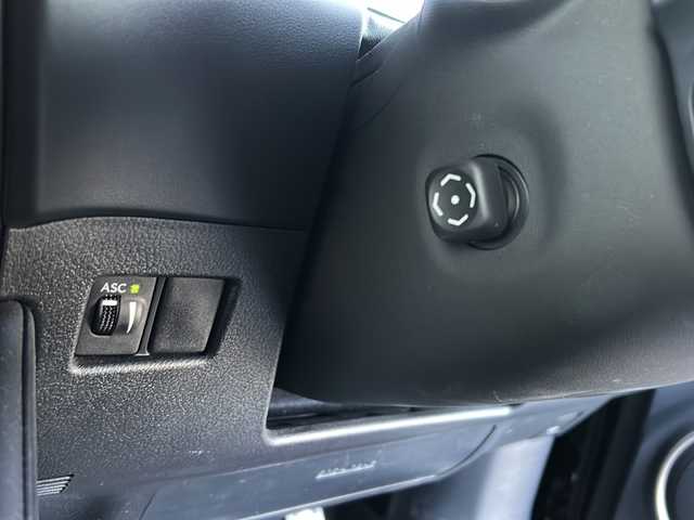 レクサス ＮＸ 300 Fスポーツ 静岡県 2018(平30)年 8.6万km グラファイトブラックガラスフレーク 純正ナビ/・FM/AM/・CD/DVD/・サウンドライブラリ/・SD/・USB/・Bluetooth/・Miracast/・AUX/・フルセグTV/主要装備/・プリクラッシュセーフティ/・サンルーフ/・レーンディパーチャーアラート/・ブラインドスポットモニター/・サイドカーテンエアバッグ/・前席シートヒーター＆ベンチレーション/・パワーバックドア/・パドルシフト/・オートハイビーム/・ビルトインETC2.0/・ステアリングヒーター