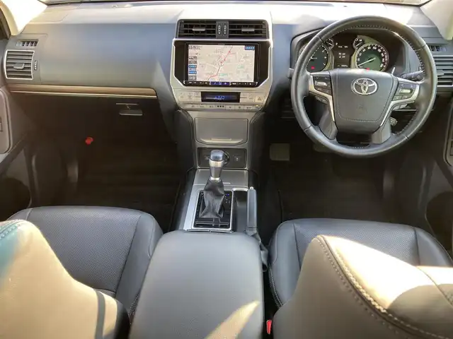 トヨタ ランドクルーザー プラド TX Lパッケージ 福岡県 2021(令3)年 2.1万km ブラック 4WD/トヨタセーフティセンス/ALPINEナビ（BT/フルセグ/DISC）/Bカメラ/レーダークルーズコントロール/LEDヘッドライト/オートライト/オートマチックハイビーム/レザーシート/DN席シートヒーター/DN席エアシート/DN席パワーシート/純正19インチAW/ルーフレール/横滑り防止装置/コーナーセンサー/レーンキープアシスト/盗難防止装置/衝突被害軽減システム/先行車発進告知/スマートキー/ETC