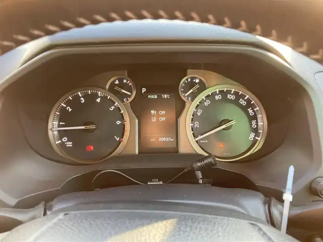 トヨタ ランドクルーザー プラド TX Lパッケージ 福岡県 2021(令3)年 2.1万km ブラック 4WD/トヨタセーフティセンス/ALPINEナビ（BT/フルセグ/DISC）/Bカメラ/レーダークルーズコントロール/LEDヘッドライト/オートライト/オートマチックハイビーム/レザーシート/DN席シートヒーター/DN席エアシート/DN席パワーシート/純正19インチAW/ルーフレール/横滑り防止装置/コーナーセンサー/レーンキープアシスト/盗難防止装置/衝突被害軽減システム/先行車発進告知/スマートキー/ETC