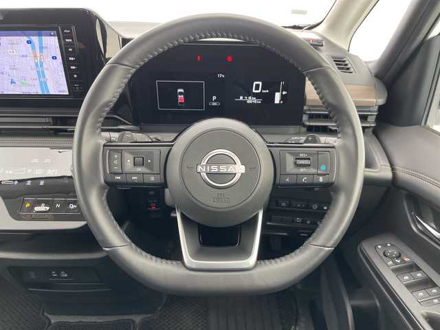 日産 セレナ ハイウェイスター V 愛知県 2024(令6)年 1.9万km プリズムホワイト プロパイロット/純正9型ナビ/全方位カメラ/両側パワースライドドア/レーダークルーズコントロール/バックカメラ/コーナーセンサー/純正アルミホイール/ブラインドスポットモニター/LEDヘッドライト/パドルシフト/インテリジェントミラー/リアオートエアコン/オートマチックハイビーム/ドライブレコーダー/ETC/衝突軽減システム/Bluetooth/ステアリングスイッチ/スマートキー/プッシュスタート