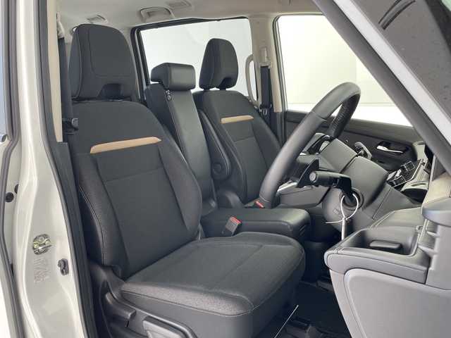 日産 セレナ ハイウェイスター V 愛知県 2024(令6)年 1.9万km プリズムホワイト プロパイロット/純正9型ナビ/全方位カメラ/両側パワースライドドア/レーダークルーズコントロール/バックカメラ/コーナーセンサー/純正アルミホイール/ブラインドスポットモニター/LEDヘッドライト/パドルシフト/インテリジェントミラー/リアオートエアコン/オートマチックハイビーム/ドライブレコーダー/ETC/衝突軽減システム/Bluetooth/ステアリングスイッチ/スマートキー/プッシュスタート