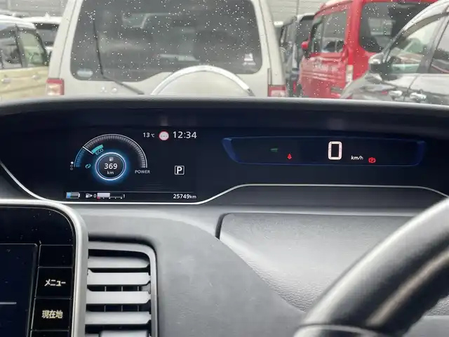 日産 セレナ e-パワー オーテック スポーツスペック 滋賀県 2020(令2)年 2.6万km ダークメタルグレー 純正10インチナビ/(CD/DVD/Bluetooth/フルセグTV)/プロパイロット/全方位カメラ/クリアランスソナー/レーダークルーズコントロール/ETC/両側パワースライドドア/ブラインドスポットモニター/デジタルインナーミラー/ドライブレコーダー/シートヒーター/ステアリングヒーター/オートライト/LEDヘッドライト/スペアキー