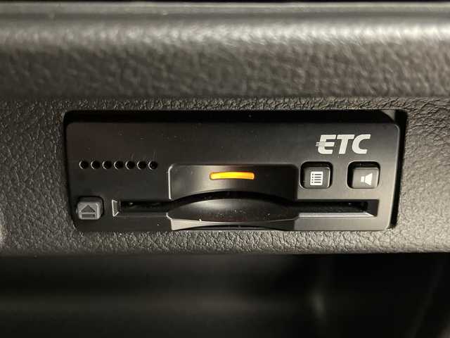 スズキ クロスビー HYBRID MZ 岐阜県 2018(平30)年 2.1万km スーパーブラックパール 3トーンコーディネート ケンウッド７インチナビ(MDV-L505W)/・フルセグテレビ/・Bluetooth/バックモニター/ビルドインETC/前席シートヒーター/LEDヘッドライト/・フロントフォグ/クリアランスソナー/スマートキー/プッシュスタート/電動格納ウィンカーミラー/アイドリングストップ