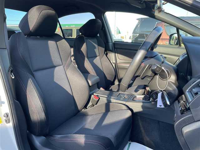 スバル ＷＲＸ Ｓ４ 2．0GT アイサイト 千葉県 2017(平29)年 4.3万km クリスタルホワイトP STiエアロ/アイサイト/・衝突軽減ブレーキ/・レーンキープアシスト/・後退速度リミッター/・先行車発進お知らせ/・アイサイトアシストモニター/・リバースオートマチックブレーキ/・アダプティブクルーズコントロール/社外8インチSDナビ【AVIC-RL900】/・CD/DVD/MSV/Bluetooth/フルセグTV/バックカメラ/前席パワーシート/前席シートヒーター/コーナーセンサー/純正LEDヘッドライト/フォグランプ/純正18インチアルミホイール/パドルシフト/オートブレーキホールド/社外前後ドライブレコーダー【KZR-S100W】/ETC/本革巻きステアリング/新車時保証書＆取扱説明書