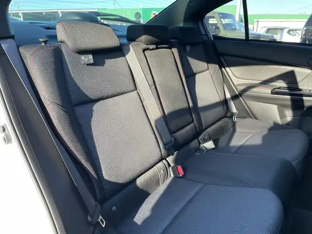 スバル ＷＲＸ Ｓ４ 2．0GT アイサイト 千葉県 2017(平29)年 4.3万km クリスタルホワイトP STiエアロ/アイサイト/・衝突軽減ブレーキ/・レーンキープアシスト/・後退速度リミッター/・先行車発進お知らせ/・アイサイトアシストモニター/・リバースオートマチックブレーキ/・アダプティブクルーズコントロール/社外8インチSDナビ【AVIC-RL900】/・CD/DVD/MSV/Bluetooth/フルセグTV/バックカメラ/前席パワーシート/前席シートヒーター/コーナーセンサー/純正LEDヘッドライト/フォグランプ/純正18インチアルミホイール/パドルシフト/オートブレーキホールド/社外前後ドライブレコーダー【KZR-S100W】/ETC/本革巻きステアリング/新車時保証書＆取扱説明書