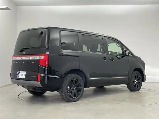 三菱 デリカＤ：５ シャモニー 埼玉県 2025(令7)年 0.1万km未満 黒Ⅱ 登録済未使用車　ＡＬＰＩＮＥ１１型ナビ　マルチアラウンドビューカメラ　パワーシート　シートヒーター　ステアリングヒーター　ＢＳＭ　パワーバックドア　両側電動スライド　ＬＥＤライト　レーダークルーズ
