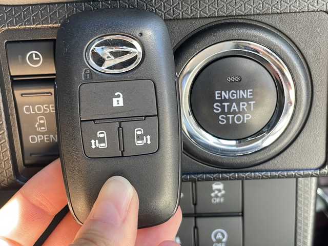 ダイハツ タント カスタム X セレクション 沖縄県 2020(令2)年 5.6万km プラムブラウンクリスタルマイカ 社外メモリナビ　/地デジ　/ＤＶＤ再生　/Ｂｌｕｅｔｏｏｔｈ接続　/バックカメラ　/両側パワースライド　/前方ドライブレコーダー　/ＥＴＣ　/前席シートヒーター　/前後コーナーセンサー　/衝突軽減ブレーキ/アイドリングストップ/スマートキー　/プッシュスタート/純正LEDヘッドライト/純正フロアマット/純正１４インチアルミホイール