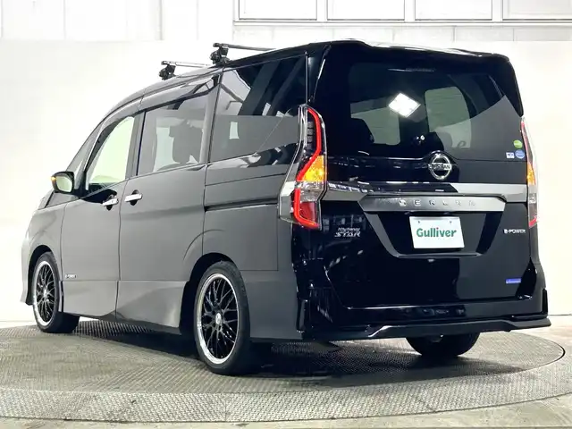 日産 セレナ e－パワー ハイウェイスター V 大阪府 2020(令2)年 4.4万km ダイヤモンドブラック ProPILOT 純正10incナビ(フルセグ/DVD再生/Bluetooth) 360カメラ ETC 後席モニター 革シート 衝突軽減 レーダークルコン クリアランスソナー パークアシスト ドラレコ