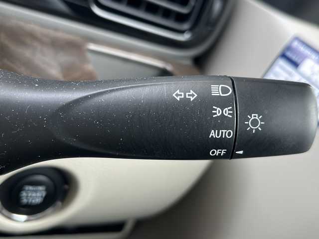 スズキ ラパン モード 静岡県 2020(令2)年 2.3万km ノクターンブルーパール/ホワイト 2トーンルーフ 純正SDナビ/・CD/・DVD/・フルセグTV/・Bluetooth/主要装備/・衝突軽減/・レーンキープ/・全方位カメラ/・コーナーセンサー/・シートヒーター/・ETC/・前方ドラレコ/・純正フロアマット/・ステアリングリモコン/・スマートキー/・プッシュスタート