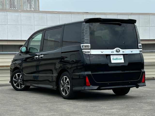 トヨタ ヴォクシー ZS 煌Ⅲ 静岡県 2020(令2)年 2.1万km 黒 トヨタセーフティセンス/純正１０型ＳＤナビ/ＤＶＤ再生/フルセグＴＶ/バックカメラ/後席モニター/ＥＴＣ２．０/両側電動スライドドア/ＰＫＳＢ/クルコン/オートハイビーム/ＬＥＤヘッド/純正１６ＡＷ