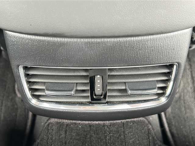 マツダ マツダ６ワゴン 25T Sパッケージ 茨城県 2019(令1)年 5.1万km ソニックシルバーM 純正ナビ/Bluetooth/フルセグTV/AUX/バックカメラ/全方位カメラ/クルーズコントロール/ドライブレコーダー/ETC2.0/全席パワーシート/レザーシート/シートヒーター/エアシート/ステアリングヒーター/コーナーセンサー前後/レーンキープアシスト/オートライト/オートマチックハイビーム/LEDヘッドライト/純正19インチアルミホイール/純正フロアマット/スマートキー/保証書/取扱い説明書/記録簿