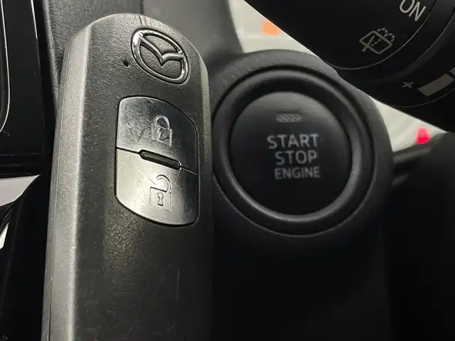 マツダ ＣＸ－５ XD Lパッケージ 新潟県 2014(平26)年 6.7万km ジェットブラックマイカ ４WD/サンルーフ/i-ACTIVSENSE/社外SDナビ/　　AM/FM/BT/CD/バック/サイドモニター/クルーズコントロール/HIDオートライト/前席シートヒーター/純正19インチアルミホイール付/アイドリングストップ/デジタルインナーミラー/フロアマット/ドアバイザー/スペアキー/スマートキー/ETC