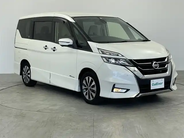 日産 セレナ ハイウェイスター 愛知県 2016(平28)年 6.1万km ブリリアントホワイトパール プロパイロット/純正12．3インチナビ/　（Bluetooth/TV/HDMI/DVD/Blue-ray）/全方位カメラ/デジタルインナーミラー/パワースライドドア/ドラレコ/ETC/純正16インチAW/純正フロアマット/純正LEDライト/オートライト/後席テーブル/後席USB/サンシェード/オートホールド/ステアリングスイッチ/セーフティーパッケージ/　・踏み間違い衝突防止/　・インテリジェント パーキングアシスト/　・標識検知機能/　・インテリジェント DA（ふらつき警報）/　・フロント&バックソナー/　・インテリジェント ルームミラー/　・電動パーキングブレーキ/　・オートブレーキホールド /　・インテリジェント LI