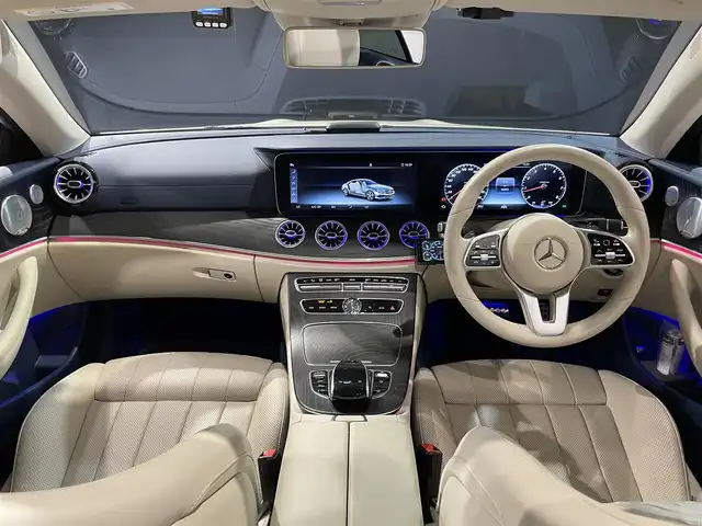 メルセデス・ベンツ Ｅ４５０ 4マチック クーペ スポーツ 道央・札幌 2018(平30)年 4.7万km ダイヤモンドホワイト エクスクルーシブパッケージ/・パノラミックスライディングルーフ/・Burmesterサラウンドサウンド/・エアバランスパッケージ/AIR BODY CONTROLサスペンション/19インチAMG5ツインスポークAW/レーダーセーフティパッケージ/・アクティブディスタンスアシストディストロニック/・アクティブステアリングアシスト/・アクティブブレーキアシスト/・アクティブブラインドスポットアシスト/・アクティブレーンキーピングアシスト/・トラフィックサインアシスト/360°カメラシステム/アクティブパーキングアシスト/マルチビームLEDヘッドライト/アダプティブハイビームアシストプラス/AMGスタイリングパッケージ/フットトランクオープナー/ヘッドアップディスプレイ/本革シート(ナッパレザー)/AMGスポーツステアリング/シートヒーター(D/N)/シートベンチレーター(D/N)/リラクゼーション機能(D/N)/メモリー付きパワーシート(D/N)/電動ランバーサポート(D/N)/COMANDシステム/・フルセグTV/・AppleCarPlay/・AndroidAuto/ワイヤレスチャージング/アンビエントライト/純正ドライブレコーダー