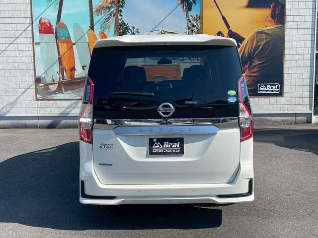 日産 セレナ ハイウェイスター V 宮崎県 2020(令2)年 4.8万km パール プロパイロット　/両側パワースライド　/フロアマット　/純正ナビ　/パーキングアシスト　/アラウンドビューモニター　/フリップダウンモニター