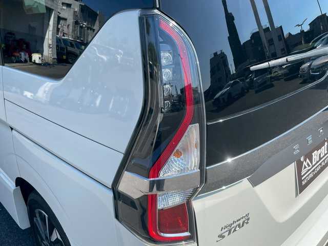 日産 セレナ ハイウェイスター V 宮崎県 2020(令2)年 4.8万km パール プロパイロット　/両側パワースライド　/フロアマット　/純正ナビ　/パーキングアシスト　/アラウンドビューモニター　/フリップダウンモニター