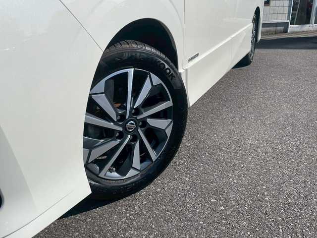 日産 セレナ ハイウェイスター V 宮崎県 2020(令2)年 4.8万km パール プロパイロット　/両側パワースライド　/フロアマット　/純正ナビ　/パーキングアシスト　/アラウンドビューモニター　/フリップダウンモニター