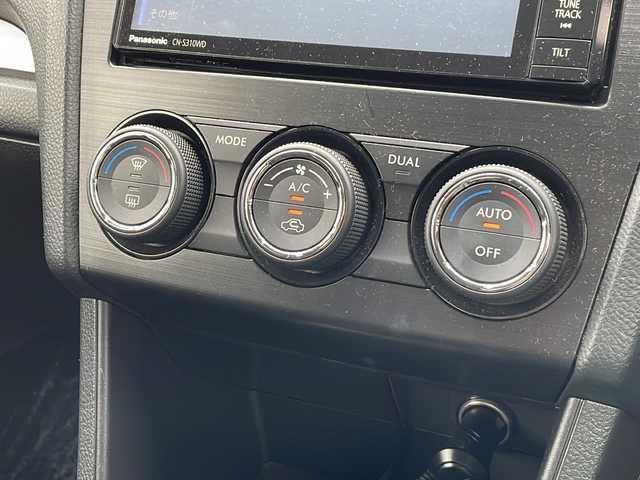 スバル インプレッサ ＸＶ 2．0i－L アイサイト 新潟県 2013(平25)年 4.9万km デザートカーキ 4WD/社外SDナビ(CN-S310WD)/CD/DVD/BT/フルセグテレビ/バックカメラ/ETC/ドライブレコーダー/衝突被害軽減ブレーキ/レーンキープアシスト/レーダークルーズコントロール/運転席パワーシート/パドルシフト/スマートキー/プッシュスタート/キセノンヘッドライト/オートライト/フォグランプ/純正17インチアルミホイール
