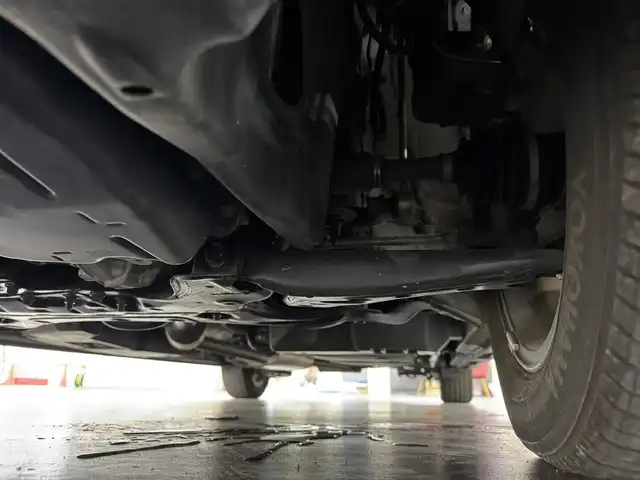 トヨタ ヴォクシー ZS 煌 三重県 2018(平30)年 5.9万km イナズマスパーキングブラックガラスフレーク ガソリン/FF/MTモード付インパネCVT/純正 10インチナビ NSZN-Z66T/（AM/FM/CD/DVD/TV/SD/SDREC/Bluetooth/USB/HDMI）/バックガイドモニター/両側パワースライドドア/ドライブレコーダー 前後/ビルトイン ETC/Toyota Safety Sense/・プリクラッシュセーフティ［PCS］/・レーンディパーチャーアラート［LDA］/・オートハイビーム［AHB］/・クリアランスソナー/・パーキングサポートブレーキ（静止物）/・横滑り防止装置［TRC］/など/装備/・クルーズコントロール/・左右独立温度調整＆後席独立調整オートエアコン/・オートライト/・LED ヘッドランプ＆フロントフォグランプ/・ステアリングスイッチ/・プッシュスタート/・充電用USBジャックx2/・純正16inAW/・保/取/ナビ取/・スマートキーx2/など