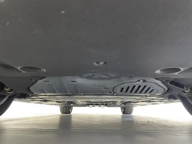 レクサス ＬＳ 500h バージョンL 群馬県 2017(平29)年 5.7万km ソニッククォーツ ムーンルーフ/＝＝＝＝＝/デジタルインナーミラー/純正１２．３インチSDナビ/・フルセグTV/Bluetooth/CD/DVD/SD/USB/AUX/パノラミックビューモニター/レザーシート/前席シートメモリー/前席+後席左右シートヒーター/シートベンチレーション/パーキングサポートブレーキ/ブラインドスポットモニター/三眼LEDヘッドランプ/ステアリングヒーター/後席リクライニング/レクサスセーフティシステム+A/・プリクラッシュセーフティ/・フロントクロストラフィックアラート/・レーダークルーズコントロール/・レーントレーシングアシスト/・アダプティブハイビーム/・ロードサインアシスト/・先行車発進告知/ビルトインETC２．０/プッシュスタート/パドルシフト/4WD