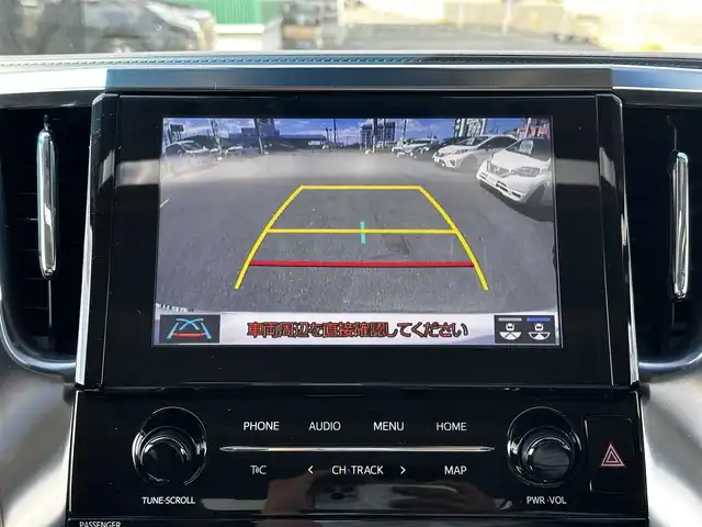 トヨタ アルファード S Cパッケージ 宮城県 2023(令5)年 4.3万km ホワイトパールクリスタルシャイン ツインムーンルーフ/スペアタイヤ/＝＝＝/セーフティセンス/・プリクラッシュセーフティ/・レーントレーシングアシスト/・レーダークルーズコントロール/・アダプティブハイビームシステム/・ロードサインアシスト/パーキングサポートブレーキ（前後方静止物）/純正12インチフリップダウンモニター/9インチディスプレイオーディオ/・ナビ機能/・Bluetooth/・AppleCarPlay/AndroidAuto/バックカメラ/ビルトインETC/ドライブレコーダー/AC100V/100W電源/パワーバックドア/両側パワースライドドア/電動ステップ/ブラック合皮シート/パワーシート（運転席メモリー機能付）/シートヒーター／ベンチレーション/ステアリングヒーター/ステアリングスイッチ/電動パーキングブレーキ/ブレーキホールド/3眼LEDヘッドランプ/フォグランプ/オートライト/スマートキー＆プッシュスタート/スペアキー/電動格納ミラー/17インチAW/フロアマット/ドアバイザー/W/サイド/カーテンエアバッグ
