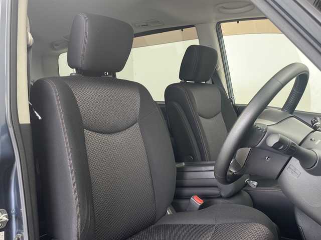日産 セレナ ハイウェイスター 秋田県 2011(平23)年 5.7万km スチールブルー ４WD/純正ナビ【AM/FM/AUX/CD】　/両側パワースライドドア　/ＥＴＣ　/全方位カメラ　/純正エンジンスターター　/保証書　/取扱説明書　/フルセグＴＶ　/クルーズコントロール　/横滑り防止装置　/アイドリングストップ　/オートライト　/スマートキー/プッシュスタート /革巻きステアリング/電格ミラー/ECO MODE/ステアリングリモコン/サイドバイザー /リアサンシェード /フォグライト /ウィンカーミラー /社外AW