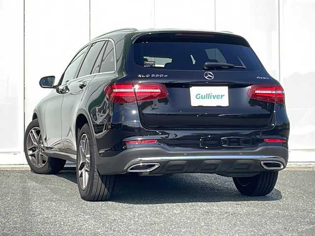 メルセデス・ベンツ ＧＬＣ２２０ d 4マチックスポーツ 本革 福岡県 2019(平31)年 4.5万km 黒 純正メーカーオプションナビ/(AM/FM/CD/DVD/SD/USB/BT/フルセグ)/Burmesterサウンドシステム/サンルーフ/ワンオーナー/バック＋フロント＋全方位カメラ/レーダークルーズコントロール/ヘッドアップディスプレイ/ブラインドスポットモニター/純正19インチアルミホイール/レザーシート/D+N席パワーシート/D+N席メモリーシート/全席シートヒーター/電動リアゲート/純正フロアマット/フォグランプ/スペアキー/ETC/4WD/MT付きAT