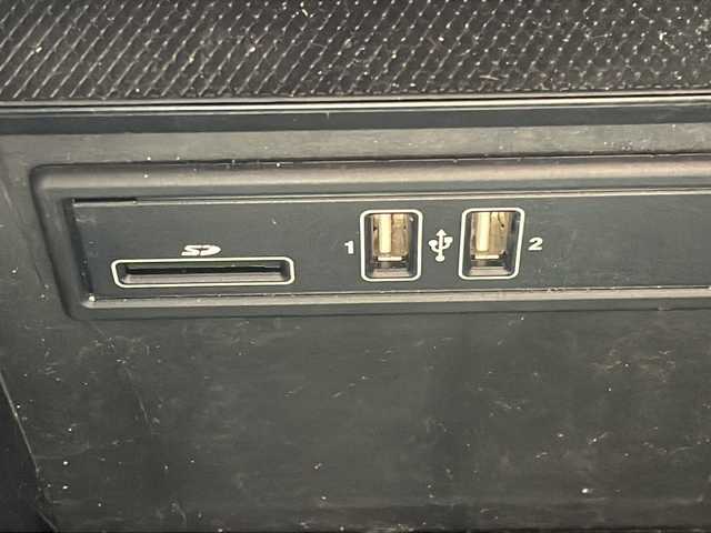 メルセデス・ベンツ ＧＬＣ２２０ d 4マチックスポーツ 本革 福岡県 2019(平31)年 4.5万km 黒 純正メーカーオプションナビ/(AM/FM/CD/DVD/SD/USB/BT/フルセグ)/Burmesterサウンドシステム/サンルーフ/ワンオーナー/バック＋フロント＋全方位カメラ/レーダークルーズコントロール/ヘッドアップディスプレイ/ブラインドスポットモニター/純正19インチアルミホイール/レザーシート/D+N席パワーシート/D+N席メモリーシート/全席シートヒーター/電動リアゲート/純正フロアマット/フォグランプ/スペアキー/ETC/4WD/MT付きAT