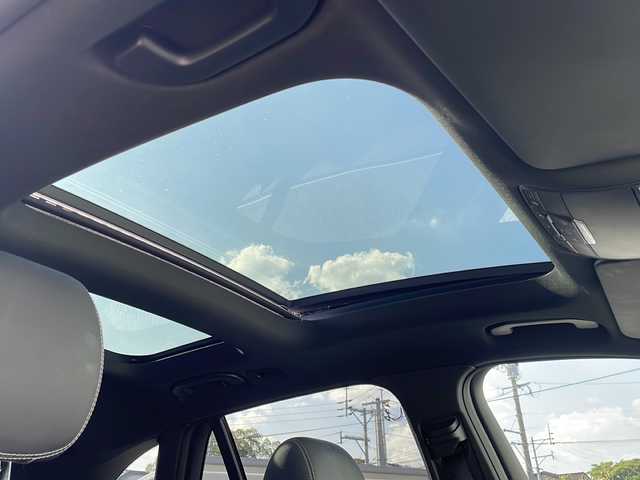 メルセデス・ベンツ ＧＬＣ２２０ d 4マチックスポーツ 本革 福岡県 2019(平31)年 4.5万km 黒 純正メーカーオプションナビ/(AM/FM/CD/DVD/SD/USB/BT/フルセグ)/Burmesterサウンドシステム/サンルーフ/ワンオーナー/バック＋フロント＋全方位カメラ/レーダークルーズコントロール/ヘッドアップディスプレイ/ブラインドスポットモニター/純正19インチアルミホイール/レザーシート/D+N席パワーシート/D+N席メモリーシート/全席シートヒーター/電動リアゲート/純正フロアマット/フォグランプ/スペアキー/ETC/4WD/MT付きAT