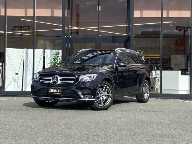 メルセデス・ベンツ ＧＬＣ２２０ d 4マチックスポーツ 本革 福岡県 2019(平31)年 4.5万km オブシディアンブラック ・1オーナー/・サンルーフ/・アダプティブクルーズコントロール/・純正ナビ/Bluetooth/USB/・全方位カメラ/・黒革シート/シートヒーター/・フルセグ/・ETC/・純正19AW/・LEDライト/・取扱説明書/・スペアキー