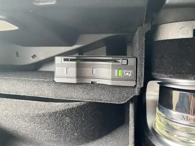 メルセデス・ベンツ ＧＬＣ２２０ d 4マチックスポーツ 本革 福岡県 2019(平31)年 4.5万km オブシディアンブラック ・1オーナー/・サンルーフ/・アダプティブクルーズコントロール/・純正ナビ/Bluetooth/USB/・全方位カメラ/・黒革シート/シートヒーター/・フルセグ/・ETC/・純正19AW/・LEDライト/・取扱説明書/・スペアキー