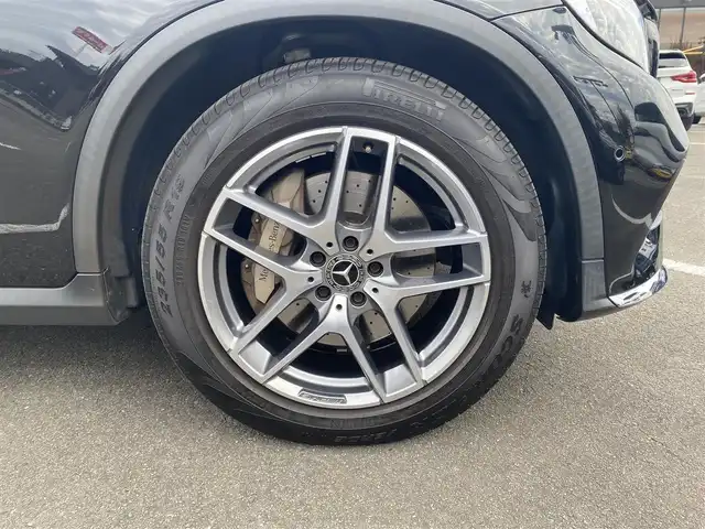 メルセデス・ベンツ ＧＬＣ２２０ d 4マチックスポーツ 本革 福岡県 2019(平31)年 4.5万km オブシディアンブラック ・1オーナー/・サンルーフ/・アダプティブクルーズコントロール/・純正ナビ/Bluetooth/USB/・全方位カメラ/・黒革シート/シートヒーター/・フルセグ/・ETC/・純正19AW/・LEDライト/・取扱説明書/・スペアキー