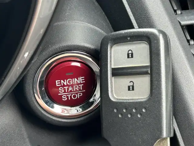 ホンダ Ｓ６６０ α 静岡県 2016(平28)年 6.6万km プレミアムスターホワイトP 純正メモリナビ/フルセグTV/ターボ車/バックカメラ/プッシュスタート/ETC/横滑り防止装置/オートライト/タルガトップ式ルーフ/エアバッグ/純正フロアマット/純正16AW