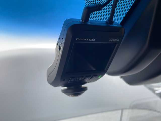 トヨタ ハリアー Z 茨城県 2020(令2)年 8.8万km ブルーイッシュシルバーM JBLサウンドナビ/フルセグTV/Bluetooth接続/全方位カメラ/前後ドライブレコーダー/電動リアゲート/レーダークルーズコントロール/ビルトインETC/純正アルミホイール/USB入力端子/電動パワーシート/純正フロアマット/スペアキー/コーナーセンサー
