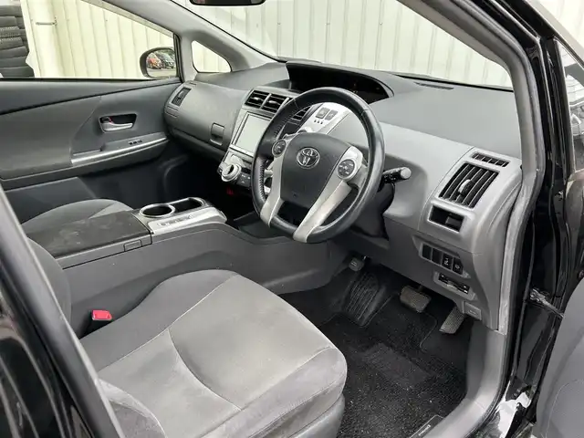 トヨタ プリウス α S ツーリングセレクション 富山県 2013(平25)年 6.9万km ブラック ナビ/Bluetooth/フルセグTV/バックカメラ/ETC/LEDヘッドランプ/フォグランプ/ヘッドランプクリーナー/ウィンカーミラー/ドアバイザー/プッシュスタート/スマートキー/スペアキー/社外AW/スタッドレスタイヤ/革巻きステアリング/保証書