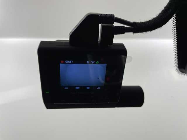 ランドローバー レンジローバーイヴォーク SEプラス 道央・札幌 2016(平28)年 4.5万km フジホワイト ・４WD/・純正ナビ/・CD/DVD/USB/BT)/・バックカメラ//・MERIDIANオーディオ/・バックカメラ/全方位カメラ/・大型ガラスルーフ/・パワーバックドア/・クルーズコントロール/・ダウンヒルアシスト/・シートヒーター/パワーシート/・マルチテレイン/・オートライト/HIDライト/・前後ドライブレコーダー/・冬タイヤアルミセット積込/・ETC