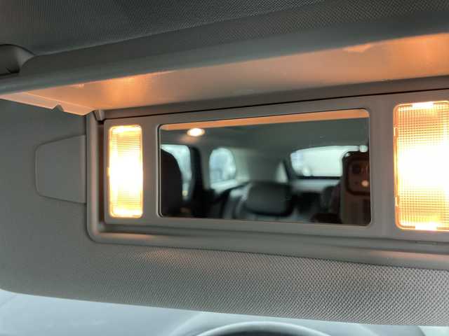 ランドローバー レンジローバーイヴォーク SEプラス 道央・札幌 2016(平28)年 4.5万km フジホワイト ・４WD/・純正ナビ/・CD/DVD/USB/BT)/・バックカメラ//・MERIDIANオーディオ/・バックカメラ/全方位カメラ/・大型ガラスルーフ/・パワーバックドア/・クルーズコントロール/・ダウンヒルアシスト/・シートヒーター/パワーシート/・マルチテレイン/・オートライト/HIDライト/・前後ドライブレコーダー/・冬タイヤアルミセット積込/・ETC