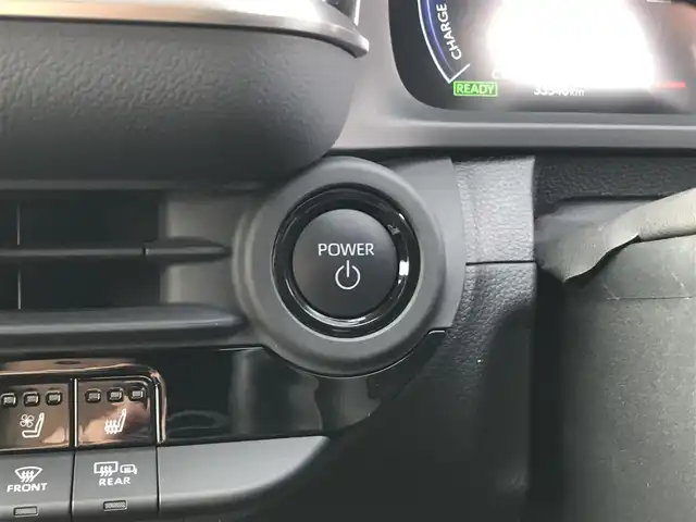 トヨタ クラウン Z 栃木県 2024(令6)年 3.3万km プレシャスホワイトパール 株)IDOMが運営する【じしゃロン小山店】の自社ローン専用車両になります。こちらは現金またはオートローンご利用時の価格です。自社ローンご希望の方は別途その旨お申付け下さい//ワンオーナー/禁煙車/純正１２．３インチディスプレイオーディオ/(Bluetooth)/(ApplecarPlay)/(Milacast)/トヨタプレミアムサウンドシステム/スマートキー/プッシュスタート/バックカメラ/全方位カメラ/ＥＴＣ２．０/レーダークルーズコントロール/プリクラッシュセーフティ/レーンキープアシスト/コーナーセンサー/ブラインドスポットモニター/ロードサインアシスト/プロアクティブドライビングアシスト/パーキングサポートブレーキ/パワーシート/シートメモリー/シートヒーター/エアシート/ステアリングヒーター/リフレッシュシート/TPMS/外部給電アタッチメント/アクセサリーコンセント(１００V)/ハンズフリーパワートランクリッド/リアサンシェード/リアマルチオペレーションパネル/デジタルインナーミラー/ステアリングリモコン/オートマチックハイビーム