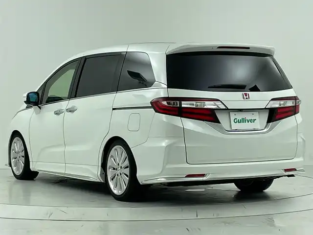 ホンダ オデッセイ アブソルート・EXホンダセンジング 大阪府 2016(平28)年 6.3万km ホワイトオーキッドパール ホンダセンシング/　・衝突軽減ブレーキ/　・誤発進抑制機能/　・アダプティブクルーズコントロール/　・車線維持支援システム/フリップダウンモニター/社外メモリナビ/　　BT/フルセグTV/バックカメラ/両側パワースライドドア/LEDオートライト/フォグランプ/合皮ハーフレザーシート/パワーシート/社外18インチアルミホイール/パドルシフト/アイドリングストップ/スマートキー/ビルトインETC