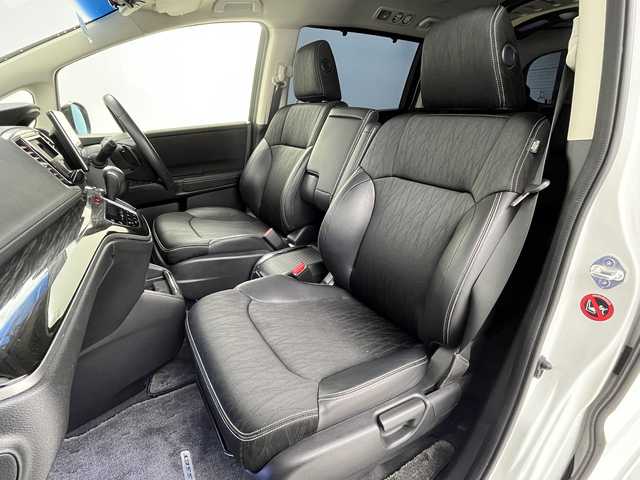 ホンダ オデッセイ アブソルート・EXホンダセンジング 大阪府 2016(平28)年 6.3万km ホワイトオーキッドパール ホンダセンシング/　・衝突軽減ブレーキ/　・誤発進抑制機能/　・アダプティブクルーズコントロール/　・車線維持支援システム/フリップダウンモニター/社外メモリナビ/　　BT/フルセグTV/バックカメラ/両側パワースライドドア/LEDオートライト/フォグランプ/合皮ハーフレザーシート/パワーシート/社外18インチアルミホイール/パドルシフト/アイドリングストップ/スマートキー/ビルトインETC