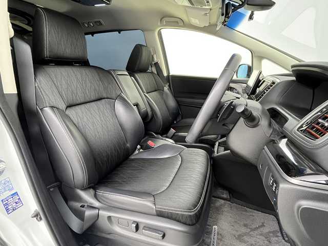 ホンダ オデッセイ アブソルート・EXホンダセンジング 大阪府 2016(平28)年 6.3万km ホワイトオーキッドパール ホンダセンシング/　・衝突軽減ブレーキ/　・誤発進抑制機能/　・アダプティブクルーズコントロール/　・車線維持支援システム/フリップダウンモニター/社外メモリナビ/　　BT/フルセグTV/バックカメラ/両側パワースライドドア/LEDオートライト/フォグランプ/合皮ハーフレザーシート/パワーシート/社外18インチアルミホイール/パドルシフト/アイドリングストップ/スマートキー/ビルトインETC