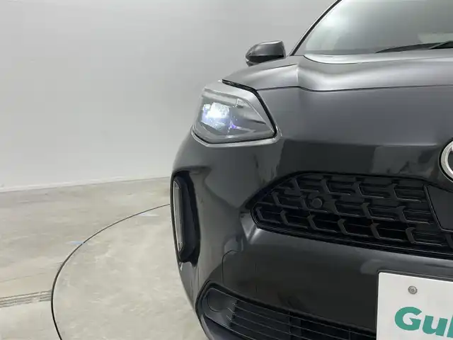 トヨタ ヤリスクロス Z 岡山県 2021(令3)年 2.1万km ブラックマイカ 純正８インチディスプレイオーディオ　/【BT/USB/フルセグ/Carplay】/パノラミックビューモニター/TVキャンセラー/ビルトインＥＴＣ　/シートヒーター　前席/ＬＥＤヘッドライト　/レーダークルーズコントロール　/ドライブレコーダー　前後/ブラインドスポットモニター　/コーナーセンサー　前後　/パワーシート　運転席/スペアキー×1/禁煙車/オートハイビーム/オートブレーキホールド/純正フロアマット/踏み間違い防止/ドアバイザー/新車保証書