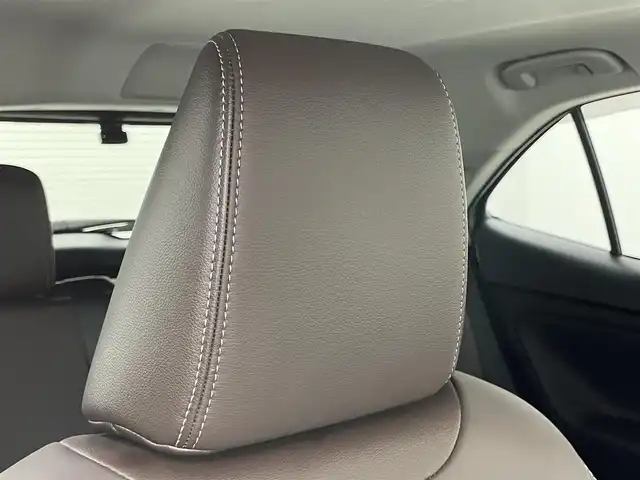 トヨタ ヤリスクロス Z 岡山県 2021(令3)年 2.1万km ブラックマイカ 純正８インチディスプレイオーディオ　/【BT/USB/フルセグ/Carplay】/パノラミックビューモニター/TVキャンセラー/ビルトインＥＴＣ　/シートヒーター　前席/ＬＥＤヘッドライト　/レーダークルーズコントロール　/ドライブレコーダー　前後/ブラインドスポットモニター　/コーナーセンサー　前後　/パワーシート　運転席/スペアキー×1/禁煙車/オートハイビーム/オートブレーキホールド/純正フロアマット/踏み間違い防止/ドアバイザー/新車保証書