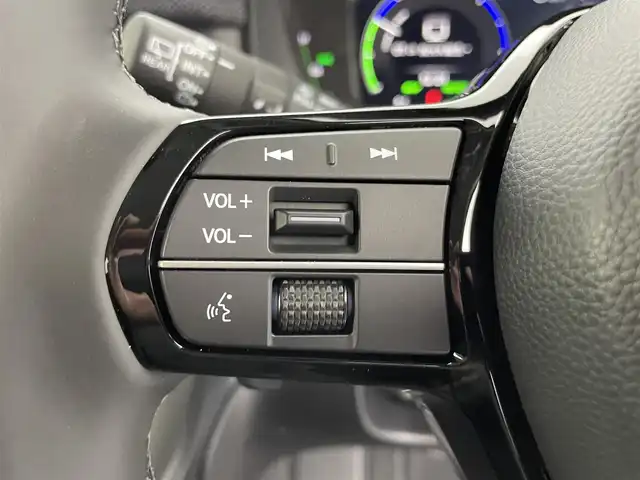 ホンダ ステップワゴン eHEV エアー EX 富山県 2025(令7)年 0.1千km クリスタルブラックパール 登録済未使用車/11.4インチ純正ナビ【LXM-247VFLi】/（AMFM/CD/DVD/USB/SD/BT/CarPlay）/フルセグTV/15.6インチ リア席モニター【VM-231FE】/バックカメラ/両側パワースライドドア/電動リアゲート/衝突被害軽減ブレーキ/アダプティブクルーズコントロール/レーンキープアシスト/コーナーセンサー前後/オートマチックハイビーム/前席シートヒーター/パドルシフト/スマートキー×２/プッシュスタート/取扱説明書/保証書