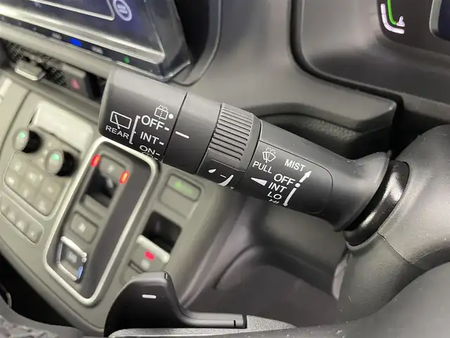 ホンダ ステップワゴン eHEV エアー EX 富山県 2025(令7)年 0.1千km クリスタルブラックパール 登録済未使用車/11.4インチ純正ナビ【LXM-247VFLi】/（AMFM/CD/DVD/USB/SD/BT/CarPlay）/フルセグTV/15.6インチ リア席モニター【VM-231FE】/バックカメラ/両側パワースライドドア/電動リアゲート/衝突被害軽減ブレーキ/アダプティブクルーズコントロール/レーンキープアシスト/コーナーセンサー前後/オートマチックハイビーム/前席シートヒーター/パドルシフト/スマートキー×２/プッシュスタート/取扱説明書/保証書