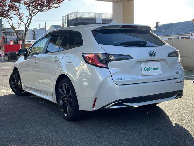 トヨタ カローラツーリング ハイブリッド ダブルバイビー 福岡県 2023(令5)年 3万km プラチナホワイトパールマイカ 純正ナビ/Bluetooth/TVフルセグ/ETC2.0/Wi-Fi/ドラレコ/オートライト/ステアリングヒーター/横滑り/フォグランプ/クルーズコントロール/ハンズフリー/電動格納ミラー/シートヒーター（D・N)/DRIVEMODE/純正フロアマット/保証書/取扱説明書/スペアキー×１