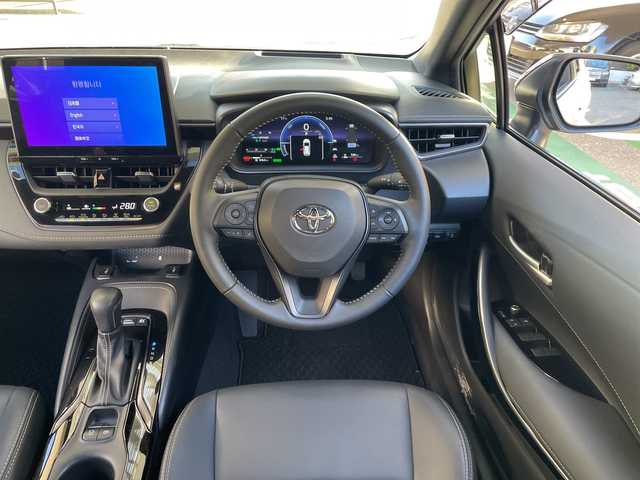 トヨタ カローラツーリング ハイブリッド ダブルバイビー 福岡県 2023(令5)年 3万km プラチナホワイトパールマイカ 純正ナビ/Bluetooth/TVフルセグ/ETC2.0/Wi-Fi/ドラレコ/オートライト/ステアリングヒーター/横滑り/フォグランプ/クルーズコントロール/ハンズフリー/電動格納ミラー/シートヒーター（D・N)/DRIVEMODE/純正フロアマット/保証書/取扱説明書/スペアキー×１