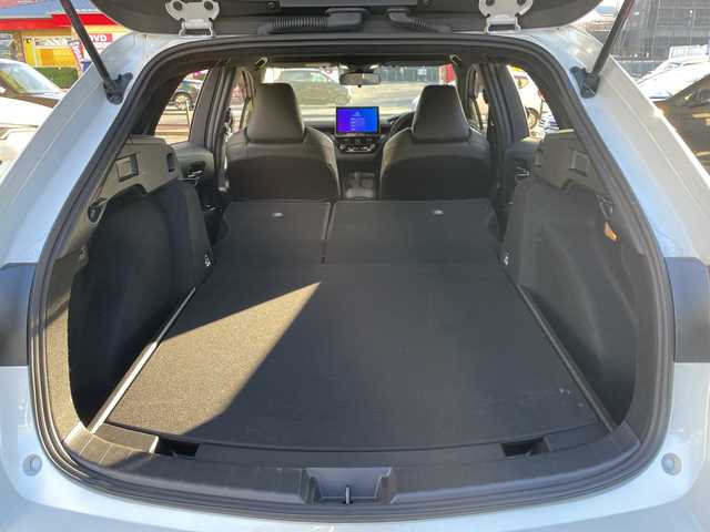 トヨタ カローラツーリング ハイブリッド ダブルバイビー 福岡県 2023(令5)年 3万km プラチナホワイトパールマイカ 純正ナビ/Bluetooth/TVフルセグ/ETC2.0/Wi-Fi/ドラレコ/オートライト/ステアリングヒーター/横滑り/フォグランプ/クルーズコントロール/ハンズフリー/電動格納ミラー/シートヒーター（D・N)/DRIVEMODE/純正フロアマット/保証書/取扱説明書/スペアキー×１