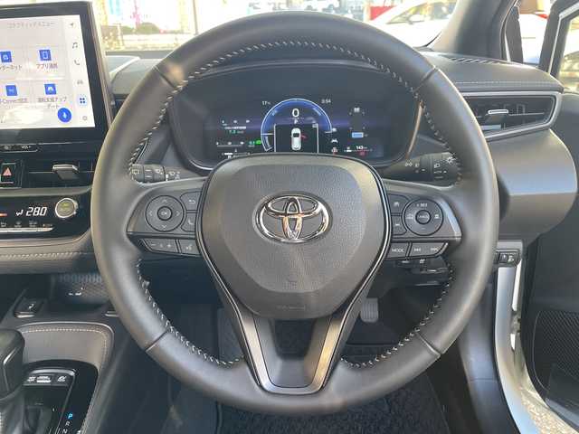 トヨタ カローラツーリング ハイブリッド ダブルバイビー 福岡県 2023(令5)年 3万km プラチナホワイトパールマイカ 純正ナビ/Bluetooth/TVフルセグ/ETC2.0/Wi-Fi/ドラレコ/オートライト/ステアリングヒーター/横滑り/フォグランプ/クルーズコントロール/ハンズフリー/電動格納ミラー/シートヒーター（D・N)/DRIVEMODE/純正フロアマット/保証書/取扱説明書/スペアキー×１